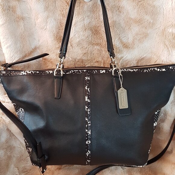 AUTHENTIC COACH COLLECTION NOW ON POSHMARK! $530 Coach Bleeker Python Satchel - Picture 1 of 8